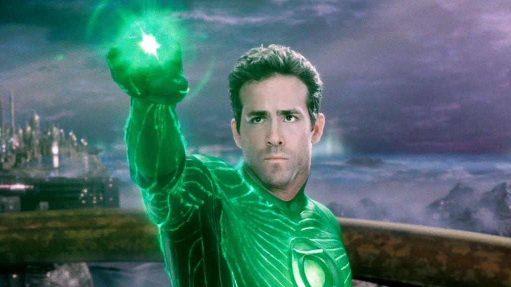 Ryan Reynolds Green Lantern class="wp-image-86328" 