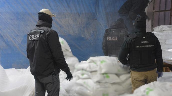 Narcos: Polska. Policja odkryła w porcie w Gdyni dwie tony kokainy z Kolumbii