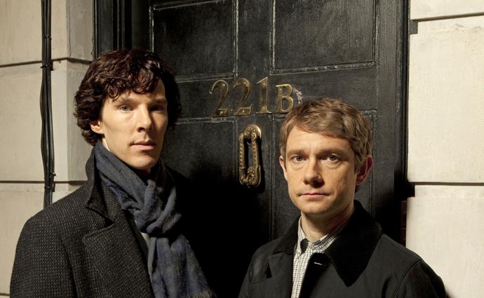 Producenci Sherlocka puszczają parę z ust