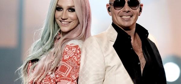 Pitbull i Kesha jak Bonnie &amp; Clyde
