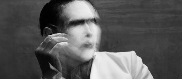Marilyn Manson i jego nowy teledysk do utworu &#8222;Deep Six&#8221;