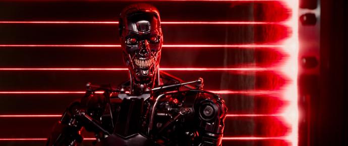 Terminator: Genisys - tylko Arnold ratuje ten film od porażki