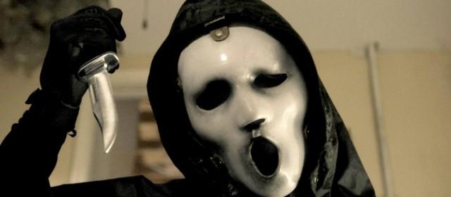 Otwarcie 2 sezonu "Scream" to powtórka z rozrywki. I dobrze!
