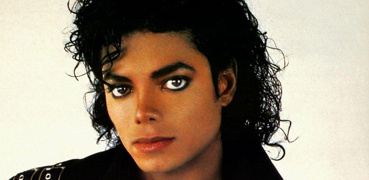 Nowy teledysk do piosenki Behind the Mask Michaela Jacksona