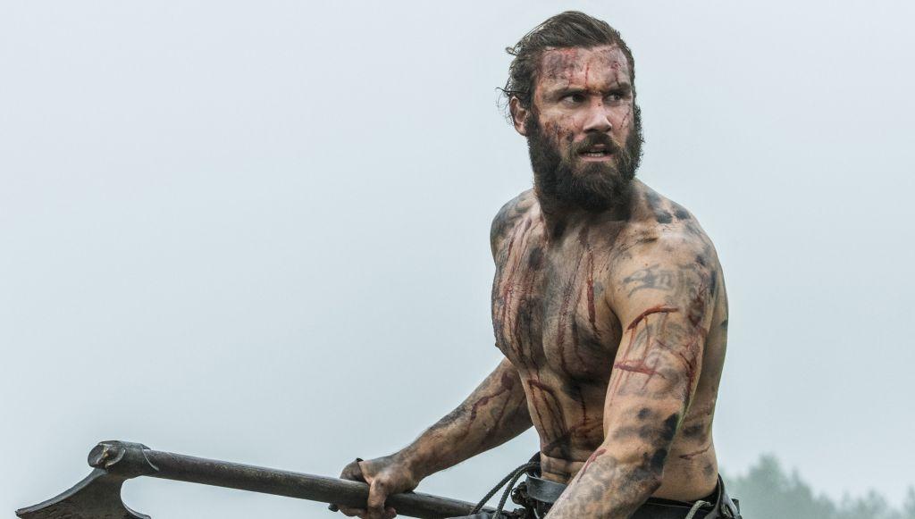 clive standen rollo class="wp-image-226439" 