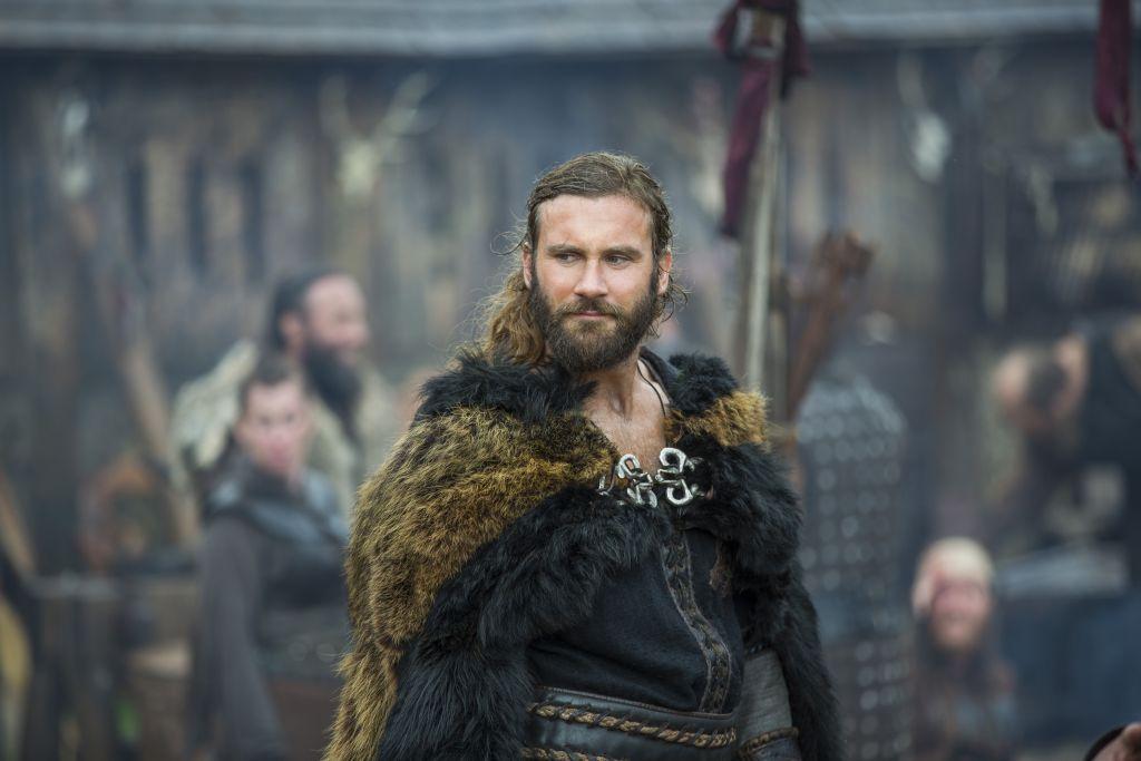 clive standen rollo class="wp-image-226442" 