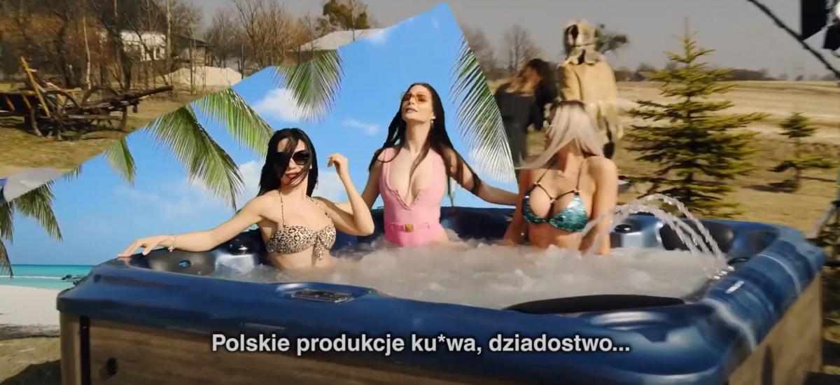 Nowy film Mariusza Pujszo. Plakat do „Ściema po polsku” stał się memem