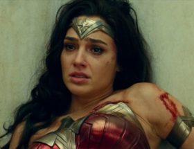 „Wonder Woman 1984” to jeden z najgorszych filmów o superbohaterach