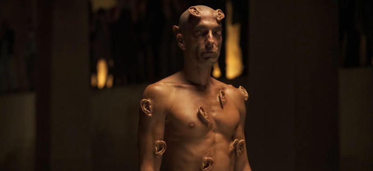 zbrodnie przyszłości 2022 film david cronenberg body horror