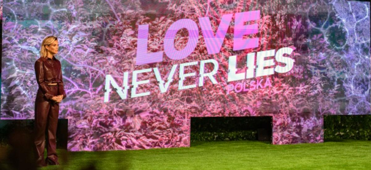 "Love Never Lies"